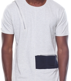 市场上装-T恤-时尚男装t恤