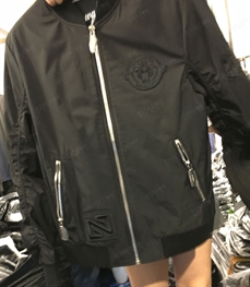 市场上装-夹克-（实拍）时尚男装夹克