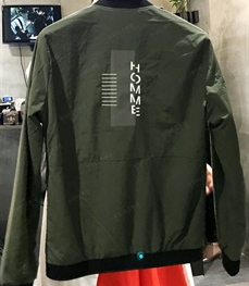 市场上装-夹克-（实拍）时尚男装夹克
