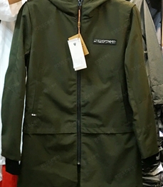 市场上装-中长外套-（实拍）时尚男装中长外套