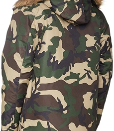 市场上装-大衣-时尚商务大衣