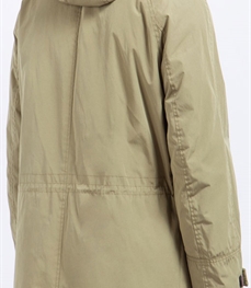 市场上装-中长外套-时尚男装中长外套