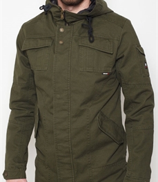 市场上装-中长外套-时尚男装中长外套