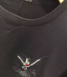 市场上装-T恤-时尚男装t恤