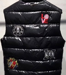 市场上装-马夹-时尚男装马甲