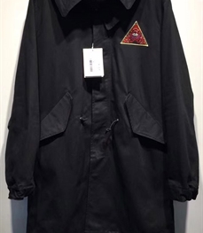 市场上装-中长外套-时尚男装中长外套