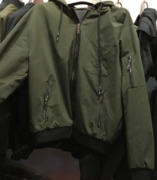 市场上装-夹克-（实拍）时尚男装夹克