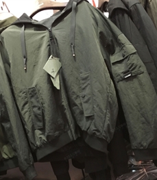 市场上装-夹克-（实拍）时尚男装夹克