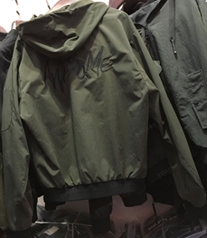 市场上装-夹克-（实拍）时尚男装夹克