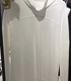 市场上装-T恤-时尚男装t恤