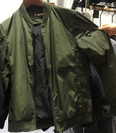 市场上装-夹克-（实拍）时尚男装夹克