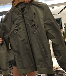 市场上装-夹克-（实拍）时尚男装夹克