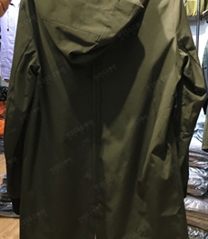 市场上装-中长外套-（实拍）时尚男装中长外套