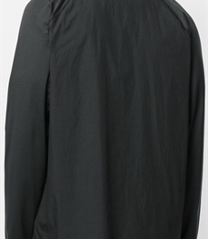 市场上装-衬衫-休闲男装衬衫