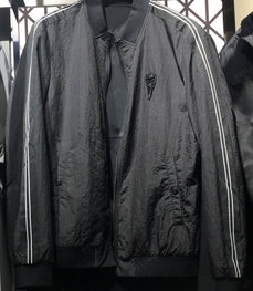 市场上装-夹克-（实拍）时尚男装夹克