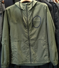 市场上装-夹克-（实拍）时尚男装夹克