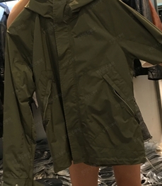 市场上装-夹克-（实拍）时尚男装夹克