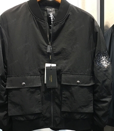 市场上装-夹克-（实拍）时尚男装夹克