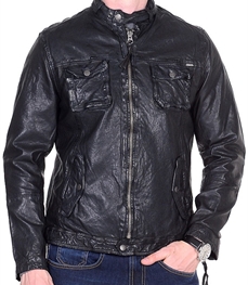 市场上装-皮衣-时尚商务皮衣