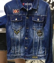 市场上装-夹克-（实拍）时尚男装夹克