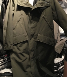 市场上装-中长外套-（实拍）时尚男装中长外套