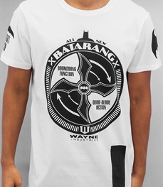 市场上装-T恤-时尚男装t恤