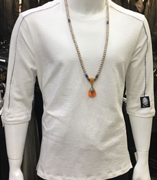 市场上装-T恤-时尚男装t恤