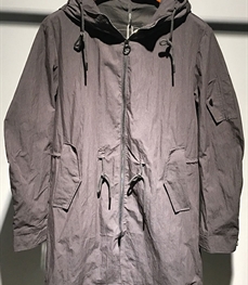 市场上装-中长外套-时尚男装中长外套