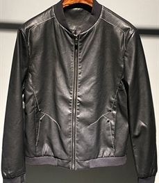 市场上装-皮衣-时尚男装皮衣