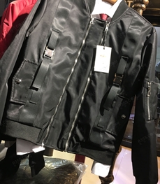 市场上装-夹克-（实拍）时尚男装夹克