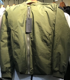 市场上装-夹克-（实拍）时尚男装夹克