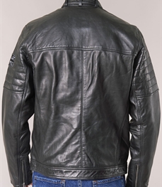 市场上装-皮衣-时尚商务皮衣