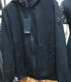 市场上装-夹克-（实拍）时尚男装夹克