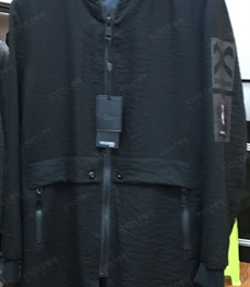 市场上装-中长外套-（实拍）时尚男装中长外套