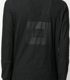 市场上装-T恤-休闲男装t恤