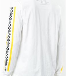 市场上装-T恤-休闲男装t恤