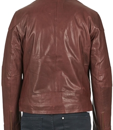 市场上装-皮衣-时尚商务皮衣