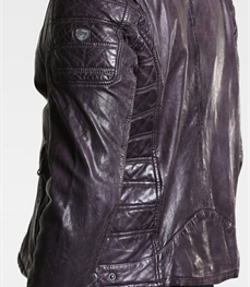 市场上装-皮衣-时尚男装皮衣