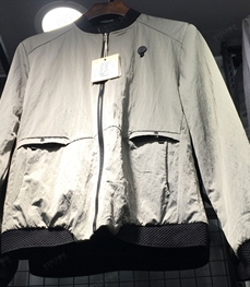 市场上装-夹克-（实拍）时尚男装夹克