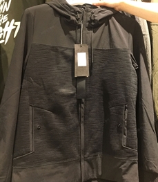 市场上装-中长外套-（实拍）时尚男装中长外套