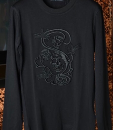 市场上装-T恤-时尚男装单西