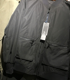 市场上装-夹克-（实拍）时尚男装夹克