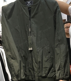 市场上装-夹克-（实拍）时尚男装夹克