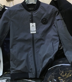 市场上装-夹克-（实拍）时尚男装夹克