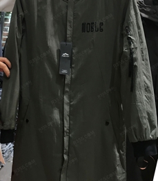 市场上装-中长外套-（实拍）时尚男装中长外套