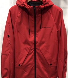 市场上装-大衣-时尚商务大衣