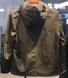 市场上装-夹克-时尚商务夹克