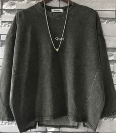 市场上装-T恤-时尚男装t恤