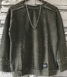 市场上装-T恤-时尚男装t恤