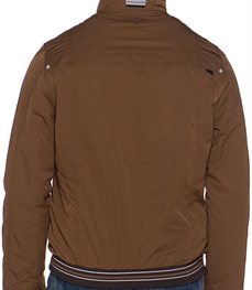 市场上装-夹克-时尚商务夹克